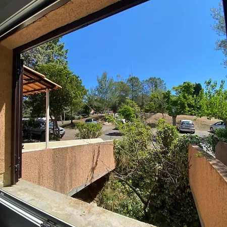Du Soleil Apartment *